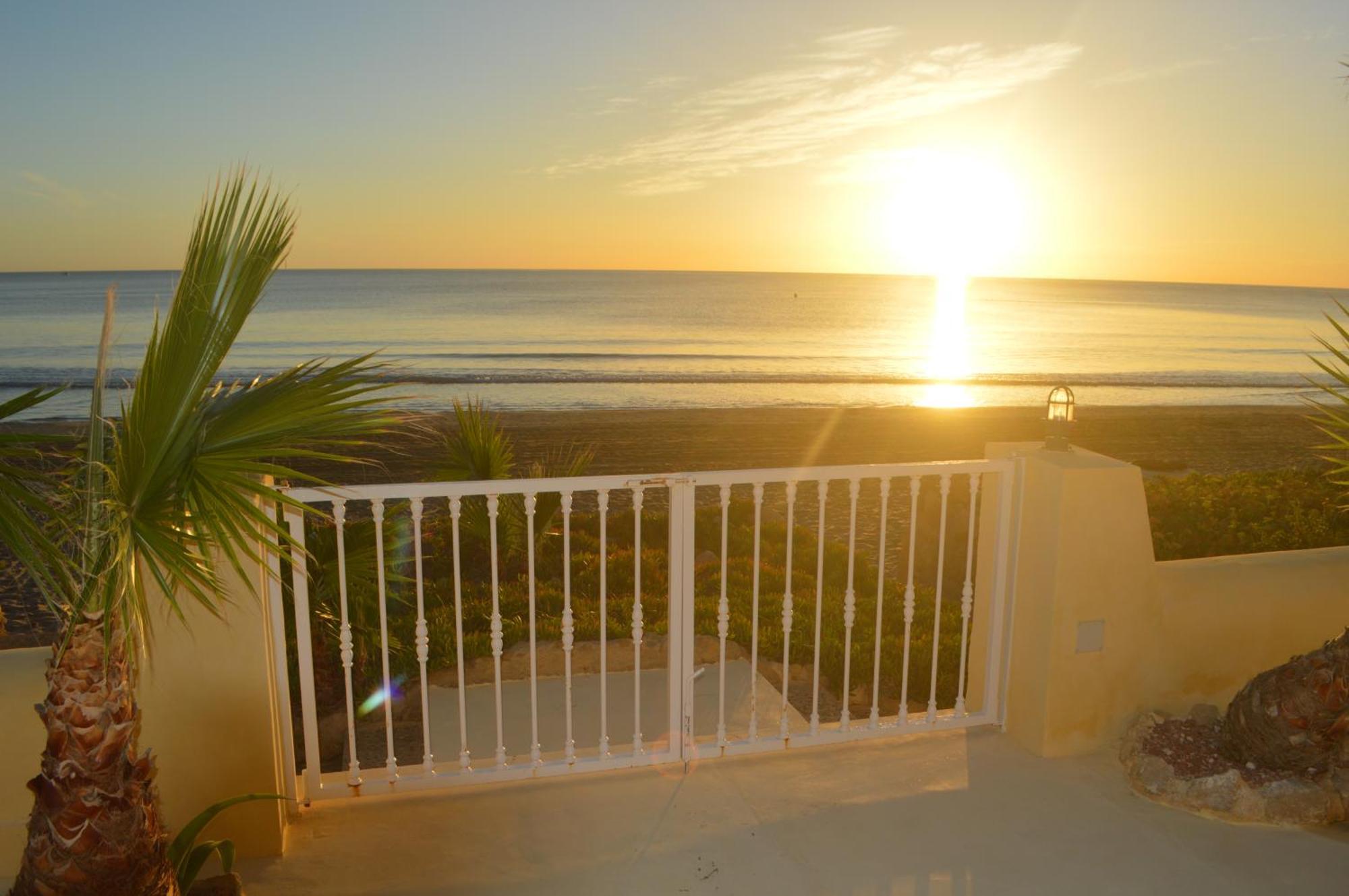 Excepcional Apartamento Loft A Pie De Playa En Chalet Roquetes لقنت المظهر الخارجي الصورة